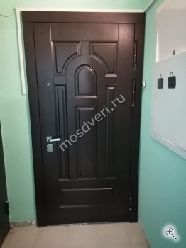 Входная металлическая дверь в квартиру из темного МДФ - купить от производителя Мосдвери Входная металлическая дверь в квартиру из темного МДФ